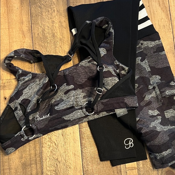 Bombshell Sportswear Camo and Black Leggings - Picture 2 of 6